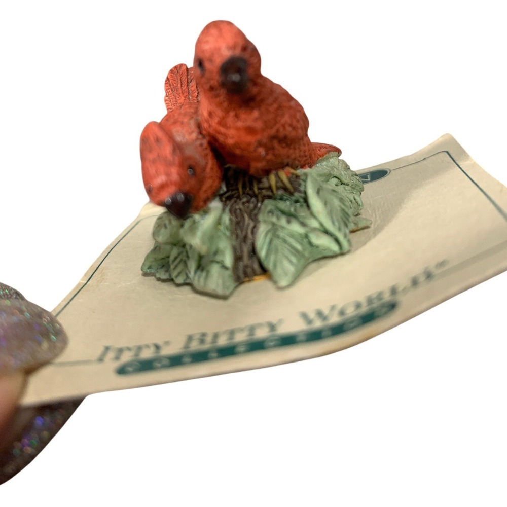 United Design Itty Bitty World Vintage Red Cardinals Miniature  Figurine Pair